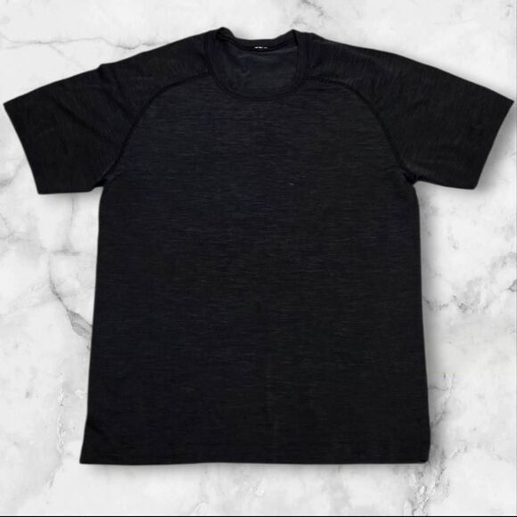 lululemon athletica Other - Lululemon Mens Gray Metal Vent Tech Shirt Size Small